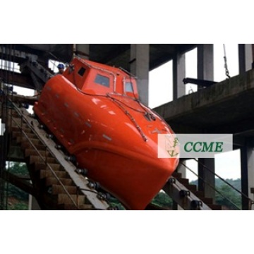 Marine free fall and totally enclosed lifeboat