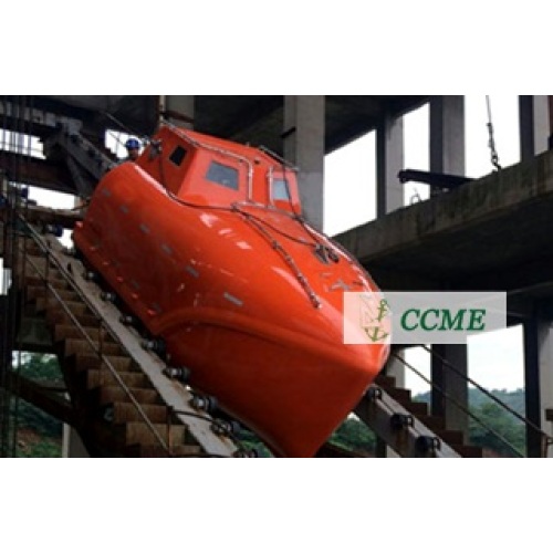 Marine free fall and totally enclosed lifeboat