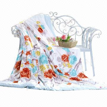 Silk Quilt with Top Quality