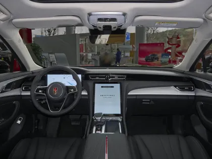 HongQi H5 2025 2.0T Auto Qixiang