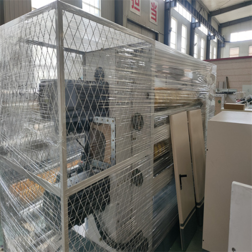 China NC Cut Off Machine for Corrugated Cardboard Factory