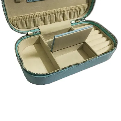 Mini fantasy jewelry box