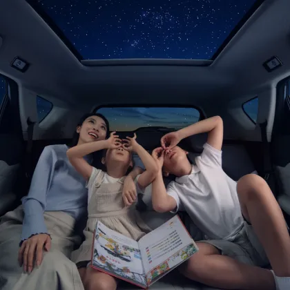 Affordable Jie Road Mountain Sea L7 Plug-In Hybrid Electric Vehicle