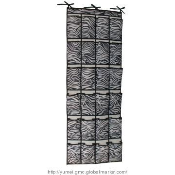 Hanging Organizer with 24 Bags