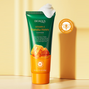 BIOAOUA Vitamin E Manuka Honey Face Cleanser - Bright, Moisturizing, Anti-Cracking, Repair, Whitening, Anti-Aging, Nourishing Face Skin
