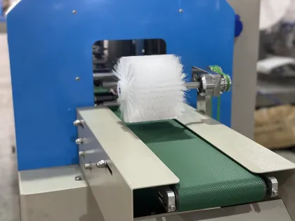 HUAYUAN Chocolate/Moon-cakes/Bread Flow Pack Machine