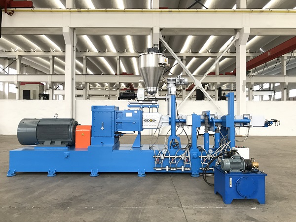 PSHJ-132 clamshell barrel extruder