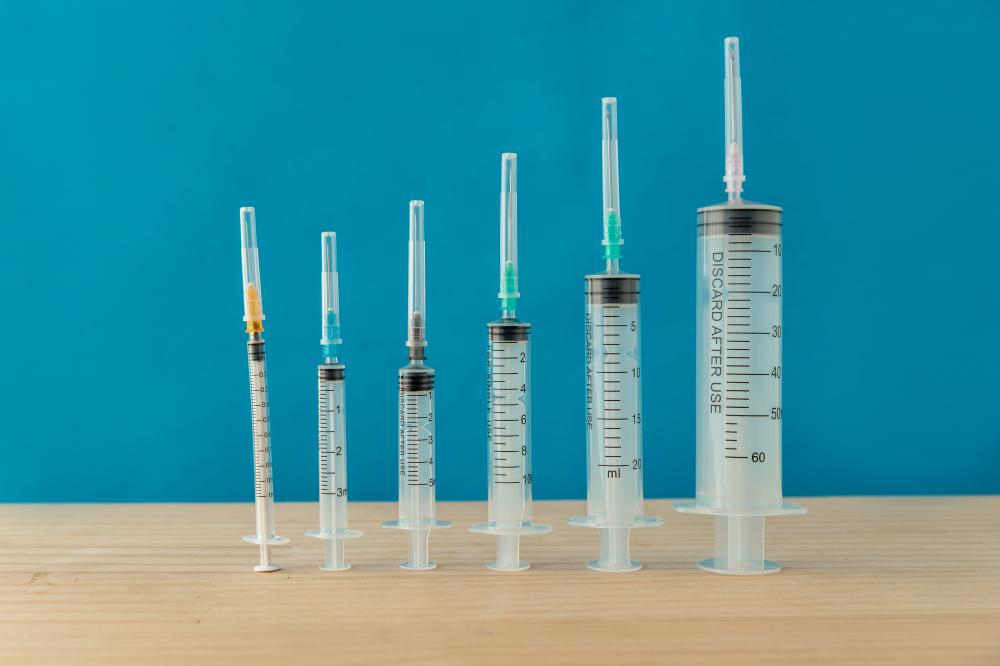 حقنة معقمة يمكن التخلص منها 1ml 2ml 2.5ml 3ml 5ml 10ml 20ml 50/60ml luer slip