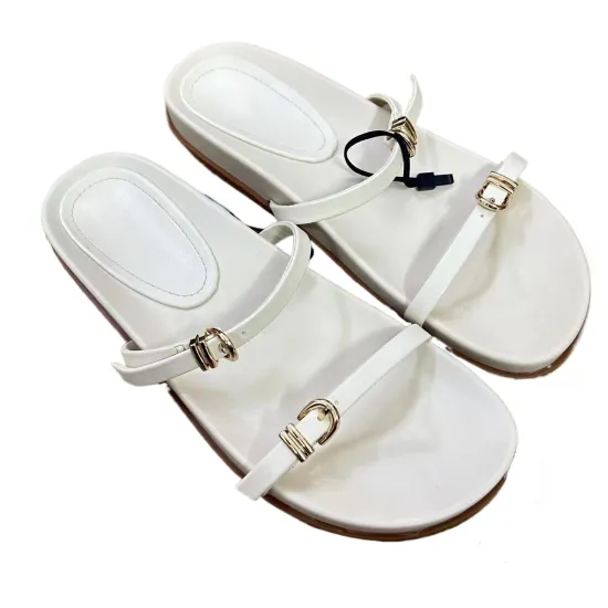 Famous Women's Slippers and Beach Shoes: Stylish and Versatile Options for 2024 Summer