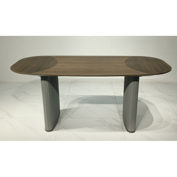 Unique Exclusive Dinning Table