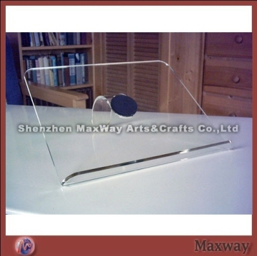 Clear counter custom acrylic/plexiglasss lap-top display stand