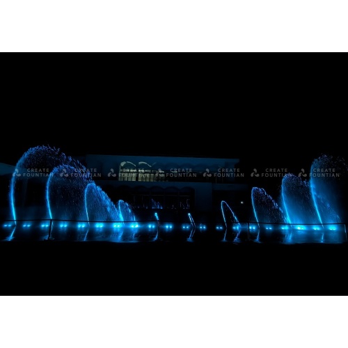 น้ำพุดนตรีพื้นแห้งขนาดใหญ่