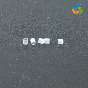 Плоско-выпуклая линза с внешним диаметром 1,21 мм