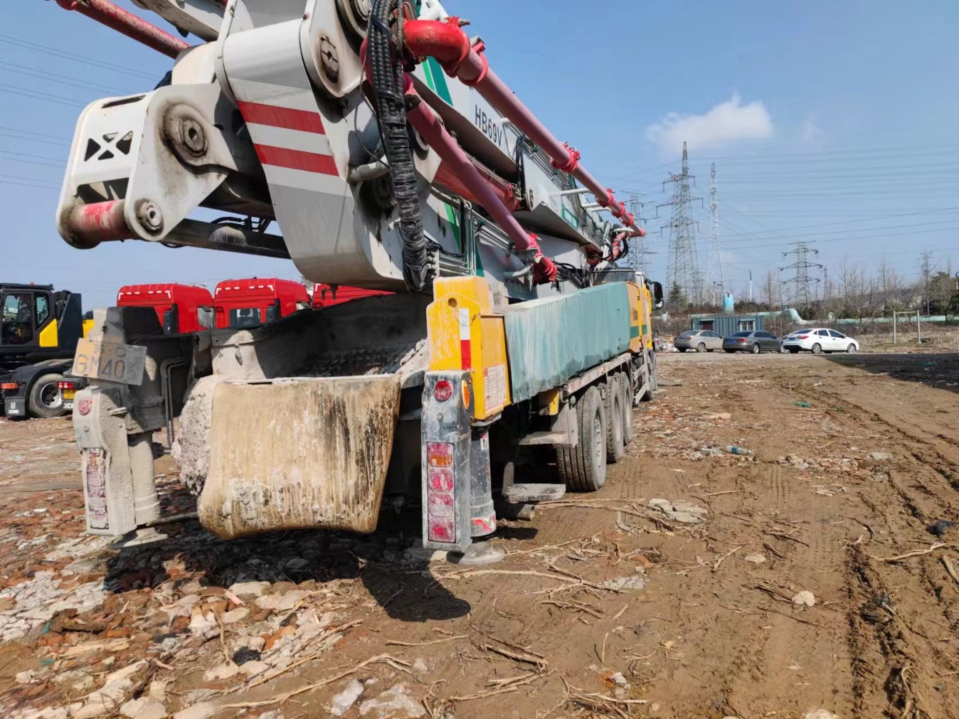 XCMG Sinotruk 69-meter HB69V Concrete Pump Truck