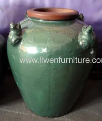 Chinese Ceramic Pot 