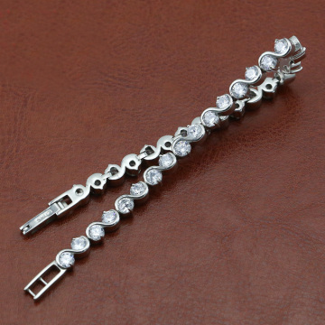 Beautiful shinny crystal bracelet simple design