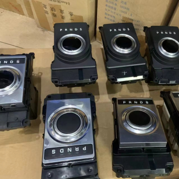 Gear Shift Module LR068891 LR072305 LR068891 LR022957 LR061347 LR060305 T4N32993 for Land Rover Auto Parts