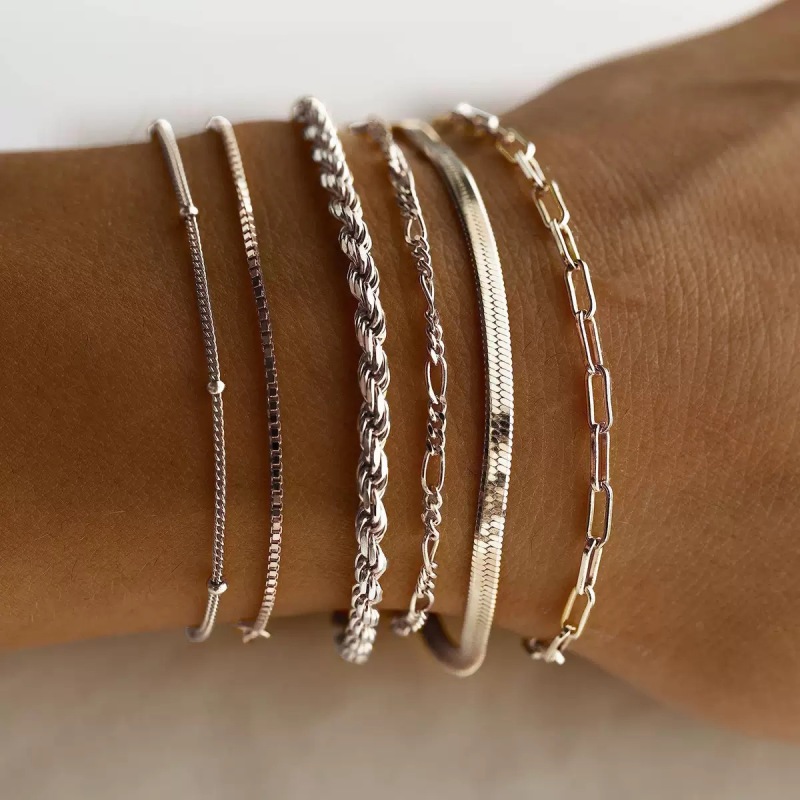 Elegant Metal Bracelet for Daily Wear