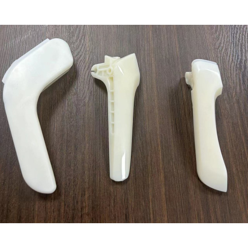 Đúc phun cho tay nắm cửa ô tô