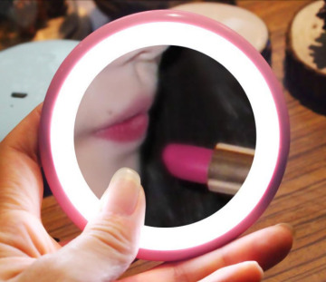 Portable LED Vanity Light Mirror: Perfect for On-the-Go Make-Up Application