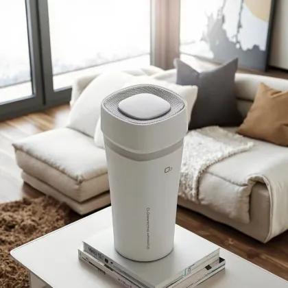 Small indoor air humidifier