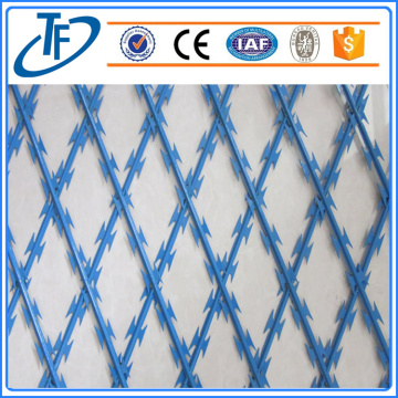 Safety razor wire, razor combat wire