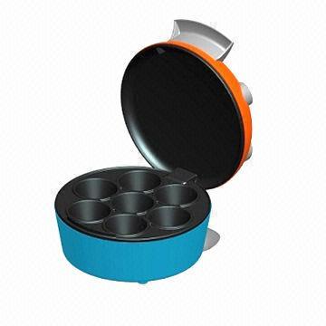 Cake Maker with 2-slice, Cool Touch Housing and Thermostatically Controlled Lamp