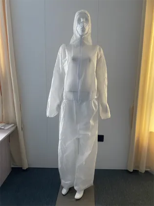 Disposable Medical Waterproof Isolation Gown Clothing