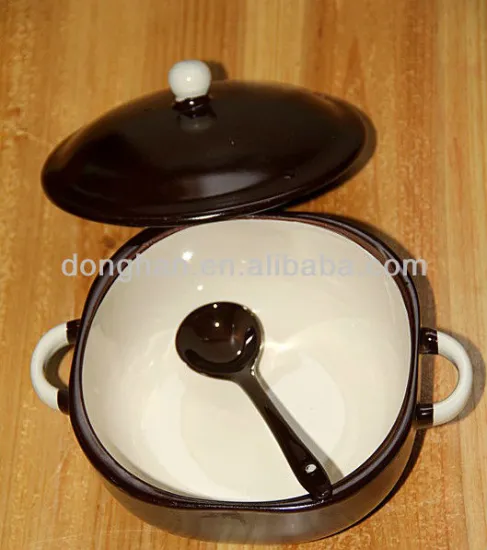 custom ceramic black glaze soup noodle bowl wth lid and spoon