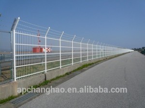 welded PVC coated steel wire mesh fencing