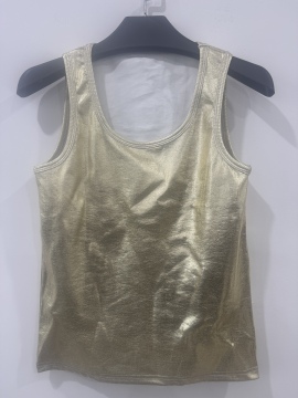 Women foil knitted vest