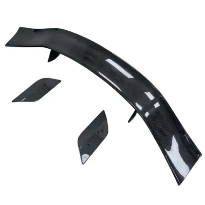 Stylish Aston Martin DBX Carbon Fiber Spoiler Upgrade: M-Style Wing Installation and Benefits