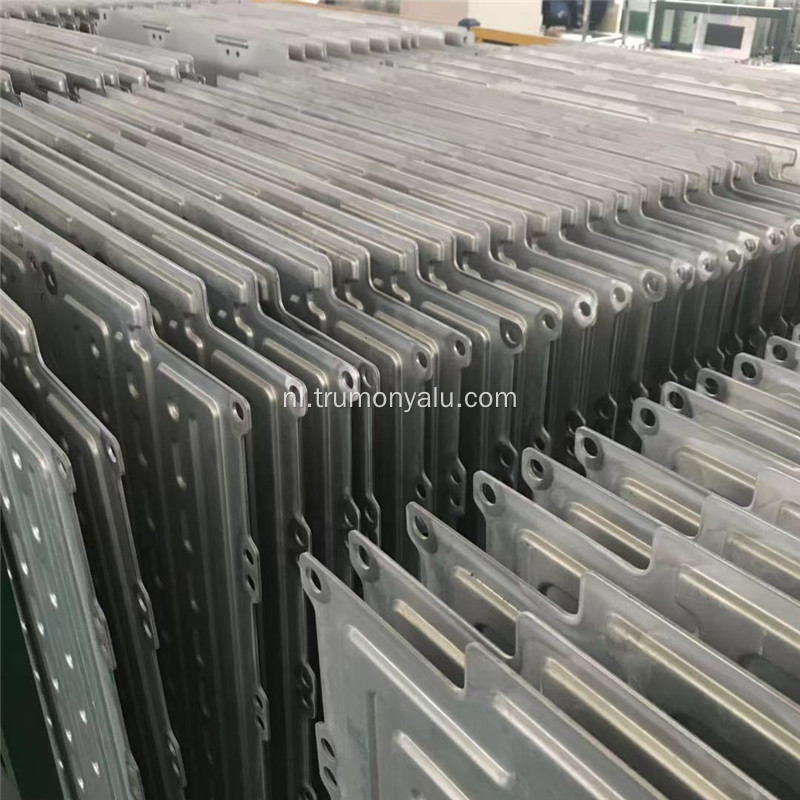 3003 gesoldeerde vacuüm aluminium waterkoeling plaat installatie