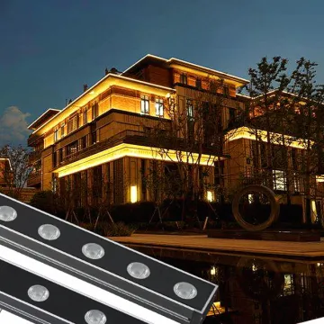 Beautiful Night Commercial Hotel with Warm White Lighting Strip and Aluminum Wall Washer