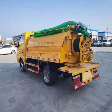 2000L Vacuum sewage suction truck