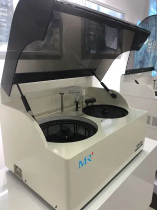 Auto Chemistry Analyzer Blood Test Machine In Vitro Diagnostic Medical equipment