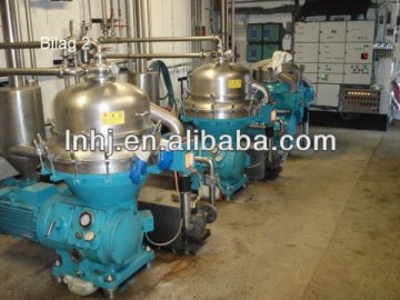 beverage centrifuge separator with high speed rotation