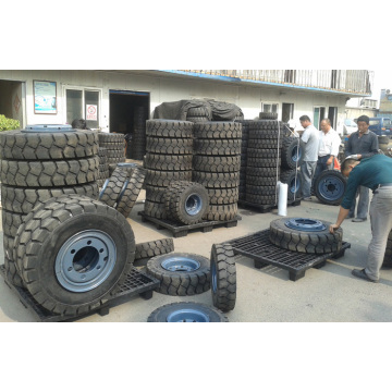 Solid Forklift Tyres Prices of Forklift SpareParts 28*9-15