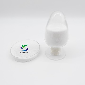 Hochwirksames Polyacrylamid mit Wasseraufbereitung