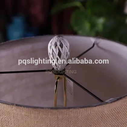 Elliptical body and artistic home decoration table lamp
