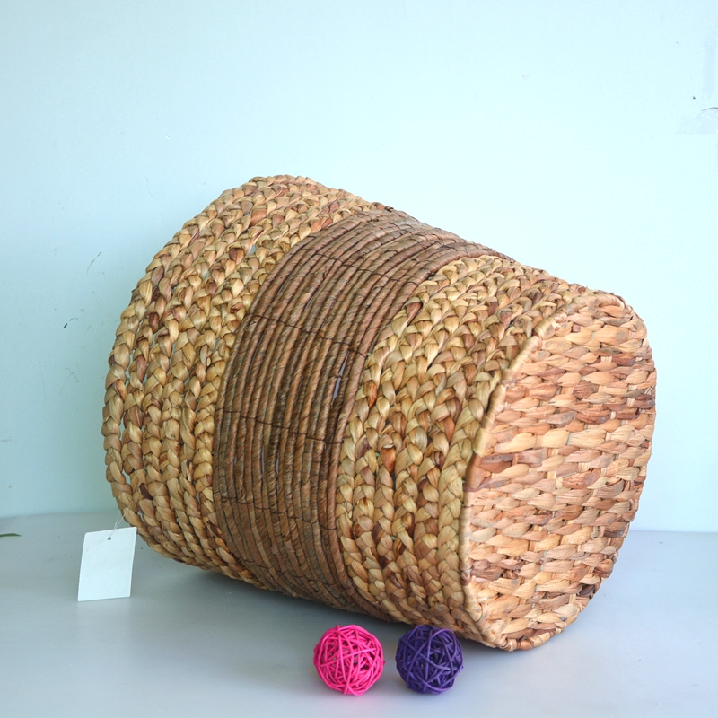 Round water hyacinth braid and banana leaf storage -3basket_1 Round water hyacinth braid and banana leaf storage -3basket_1
