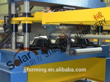 Customized floor decking making machine