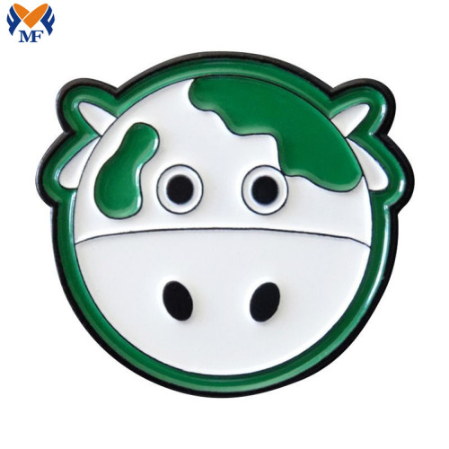 Metal Custom Soft Enamel Cow Lapel Pin Badge