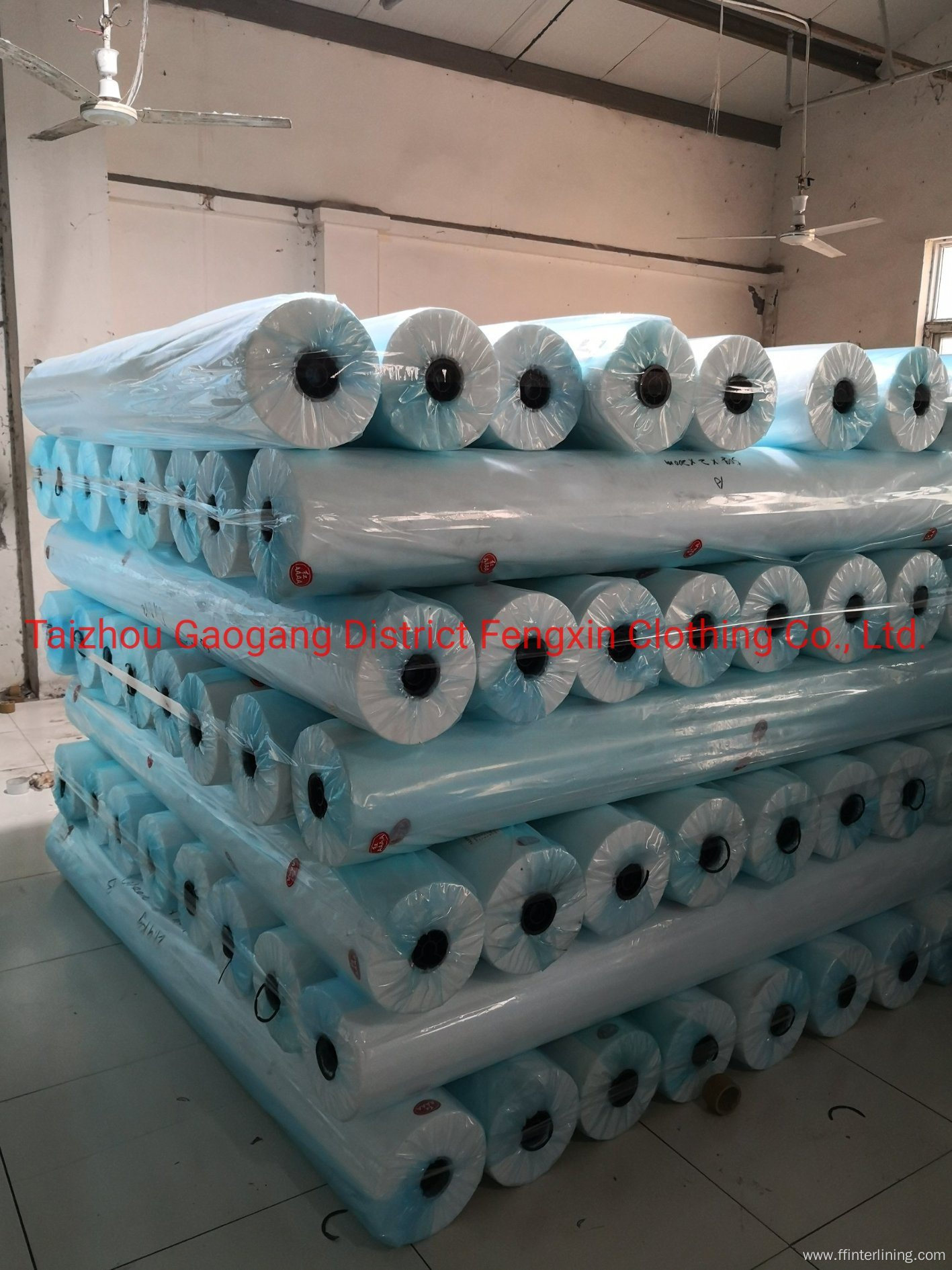 Non-Woven Fabric PP Woven Fabric Roll Colorful