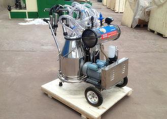 Two Buckets Mobile Milking Machine , Vacuum Pump Dairy Milk