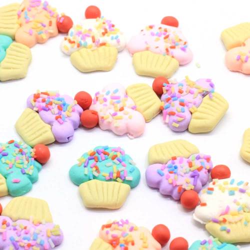 Neu Ankunft 24 * 28MM Polymer Clay Kuchen Perlen Kawaii Clay Streusel Cupcake Cabochons Haarschleife Center DIY - 100Stücke / Beutel