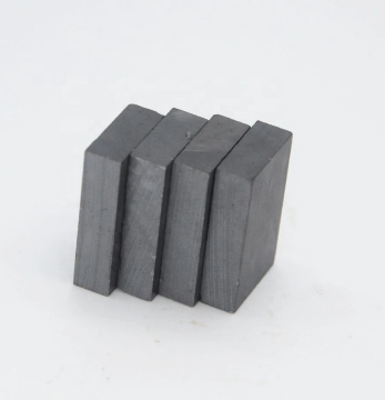 Rectangle and Square Industrial Ferrite Magnets Y35 Ceramic - Customizable Permanent Magnets