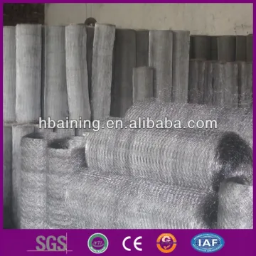 hexagonal wire mesh cage chicken layer for kenya farms