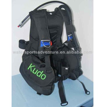 Kudo CE Certified Adjustable Buoyancy Compensator BCD