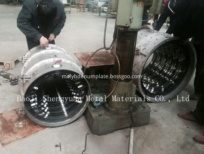 heating chamber in molybdenum for vacuum furnace